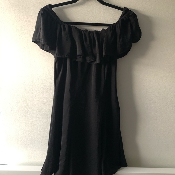 capulet off the shoulder dress - Picture 3 of 3